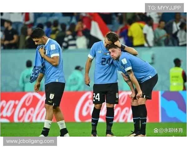 聚焦世界杯裁判哨声频率背后的判罚尺度与比赛节奏变化深层解析 - 副本 (4) - 副本