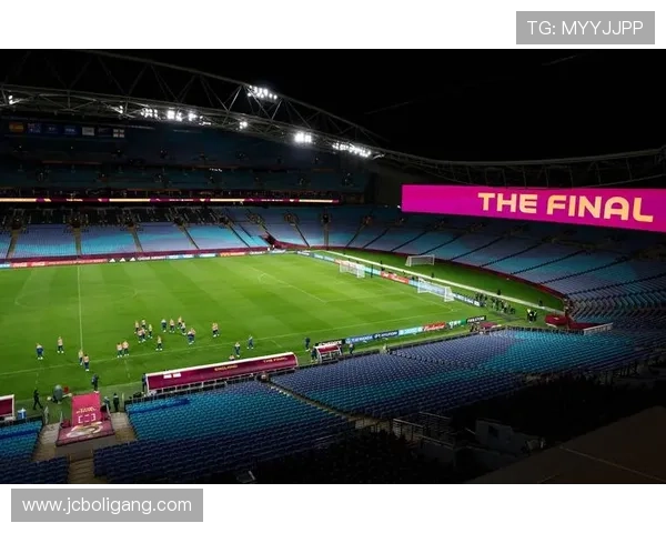 聚焦世界杯扑救成功率透视门将巅峰对决与战术博弈数据变迁与胜负密码解析